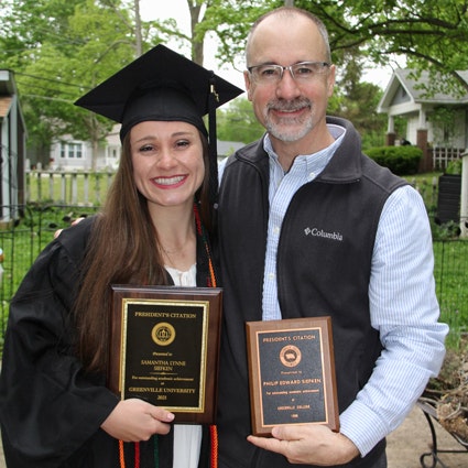 alumni-news-all-in-the-family