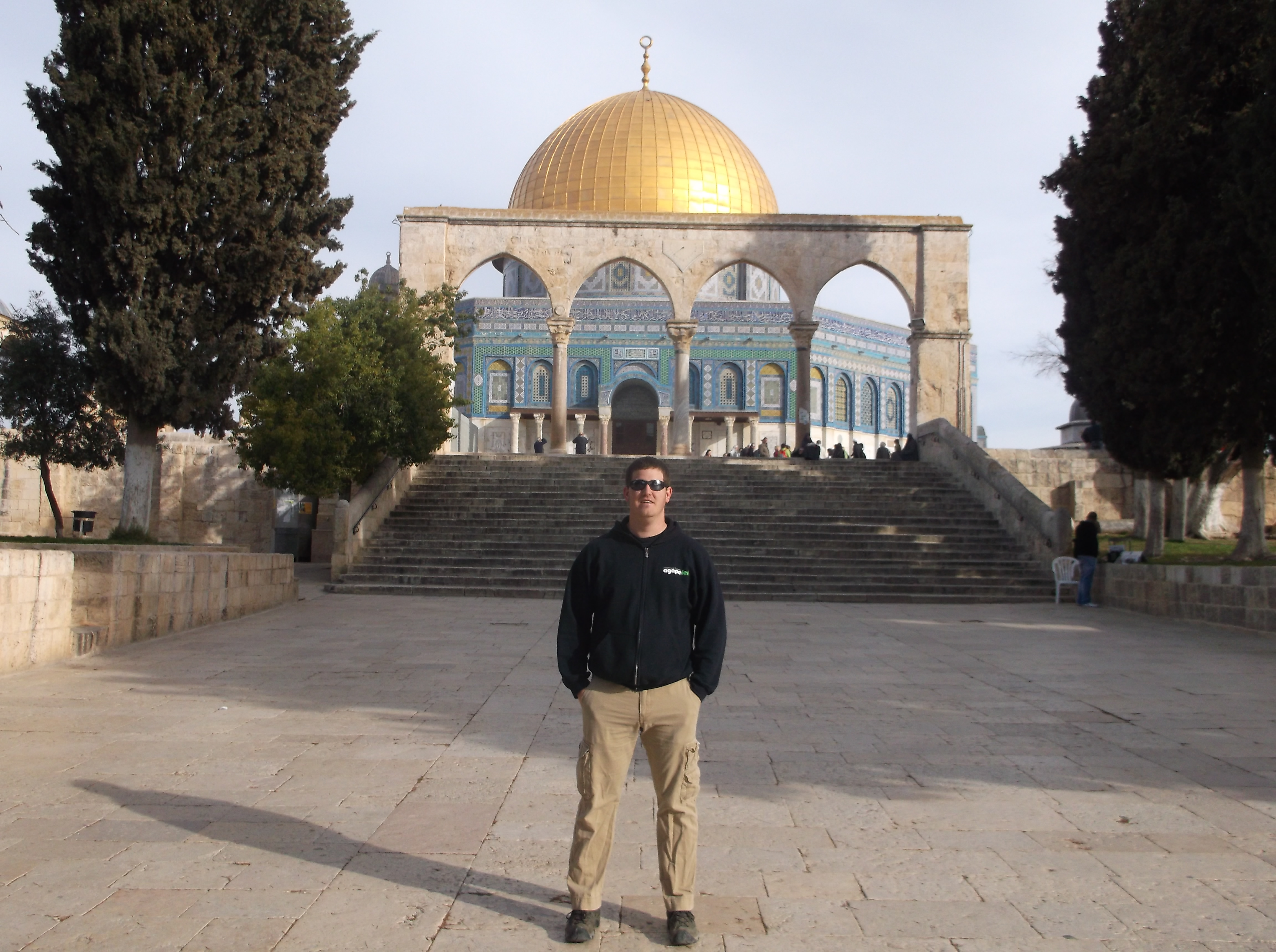 Young Alumnus Cultivates Critical Thinking in East Jerusalem Classrooms