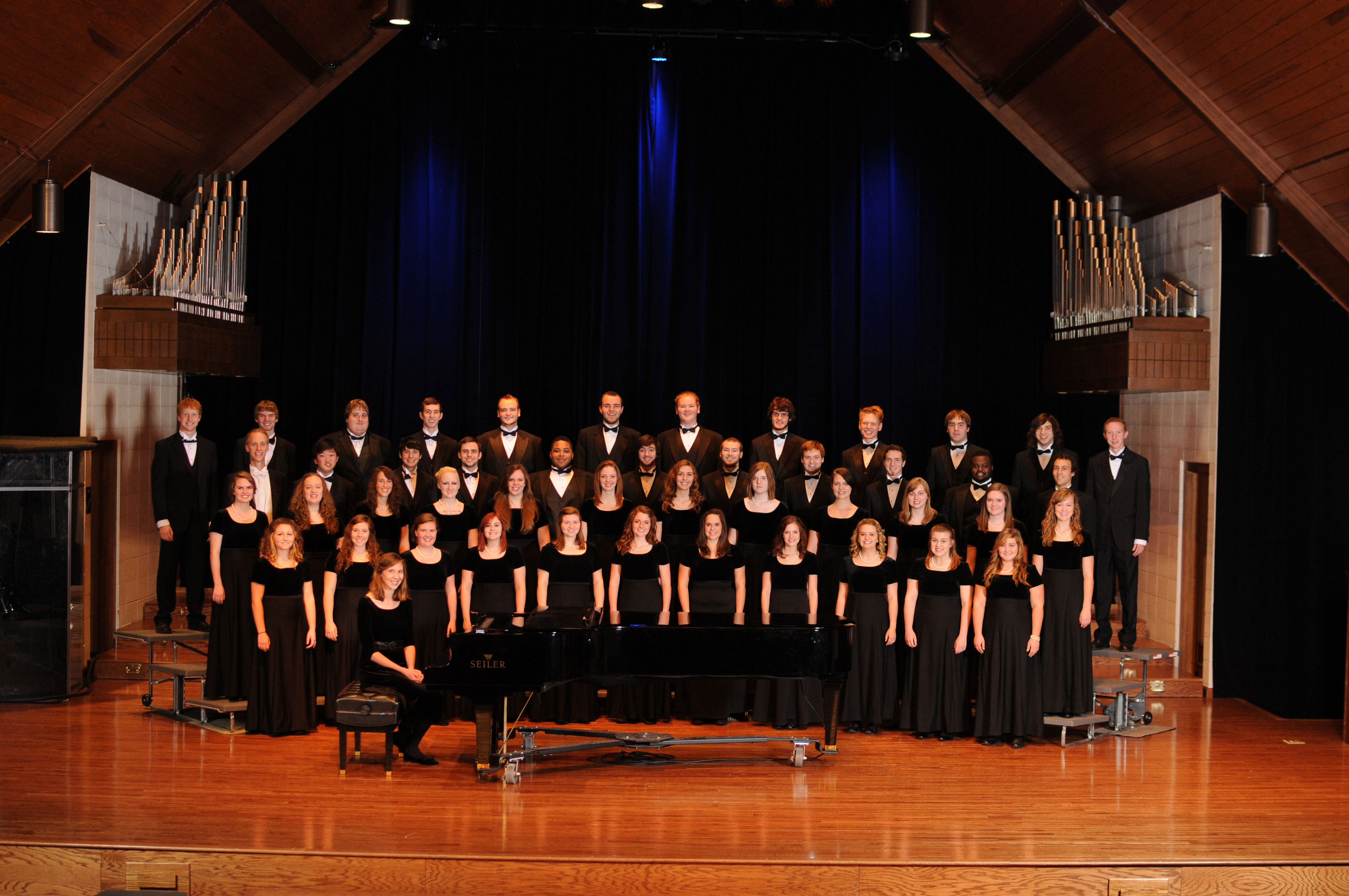 Greenville College Choir to Sing in Hillsboro and Centralia, Illinois on Sunday, November 11