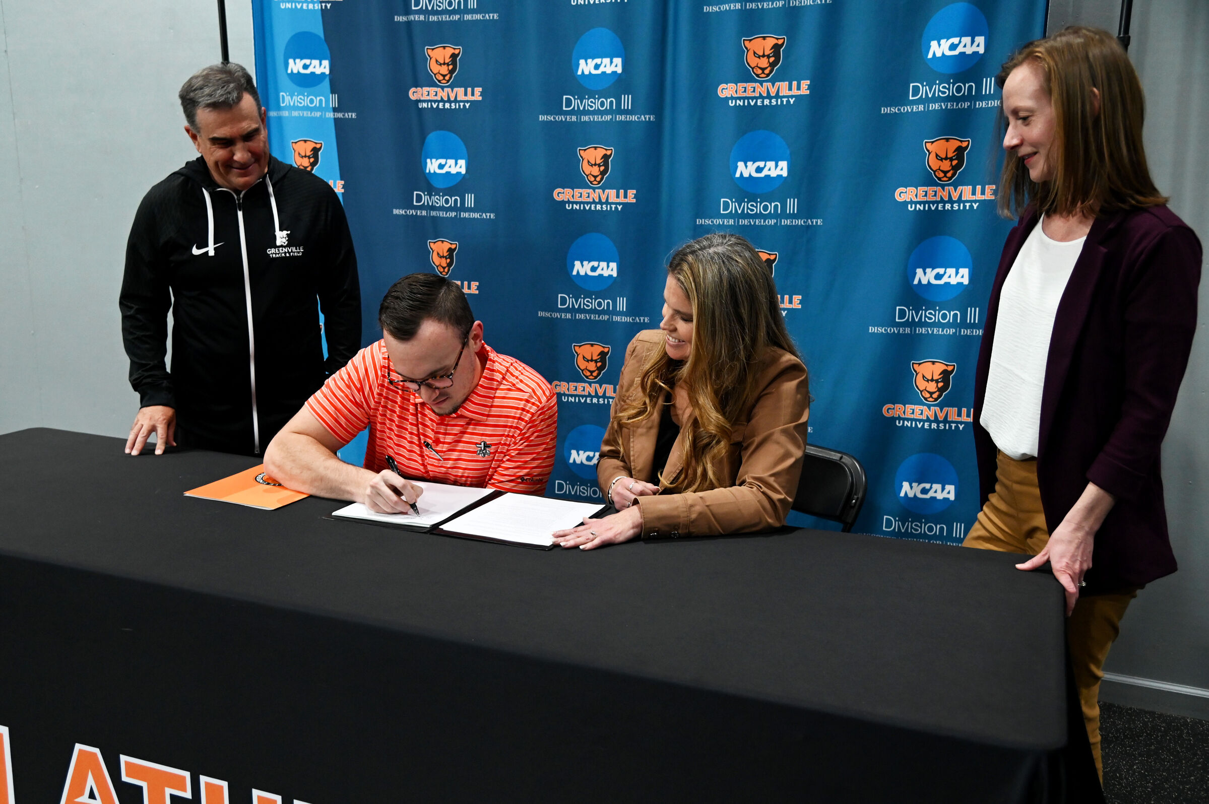 GREENVILLE UNIVERSITY SIGNS AGREEMENT WITH  FELLOWSHIP OF CHRISTIAN ATHLETES