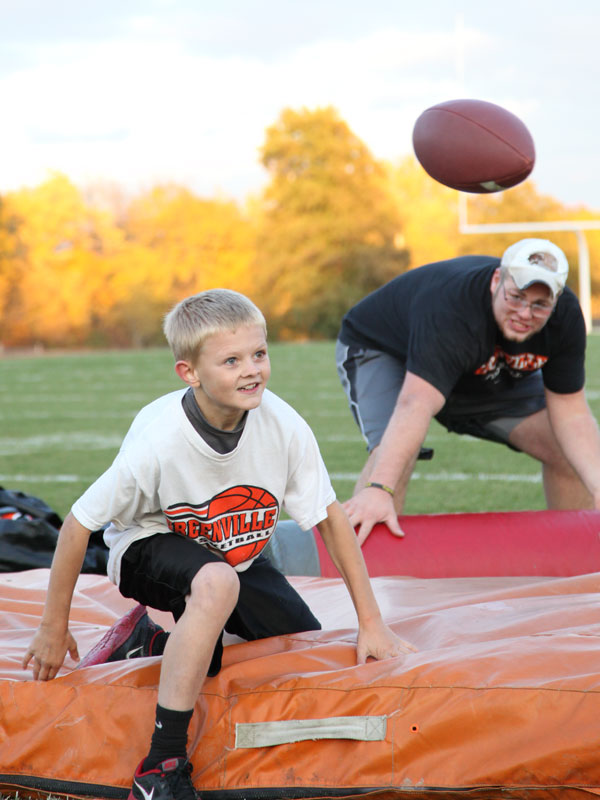 Greenville College Athletes Lend Hands and Hearts to Serving Local Community