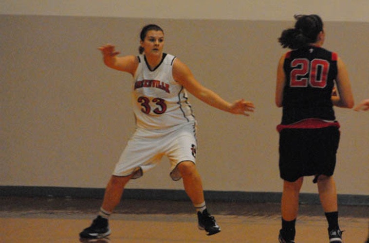 womens-basketball-routs-lincoln-christian