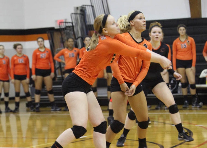 lady-panther-volleyball-with-3-1-win-over-earlham