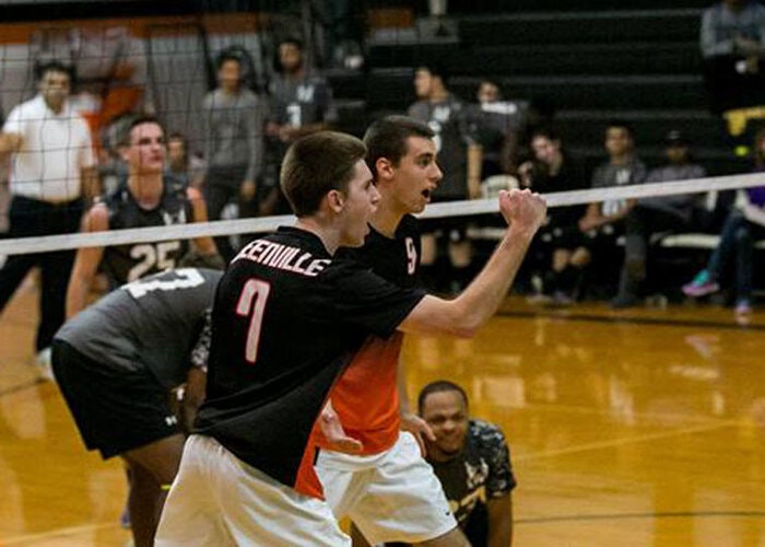 men-s-volleyball-dropped-at-fontbonne