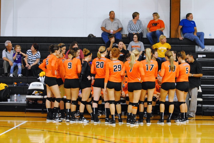 volleyball-pushes-conference-record-to-80-with-pair-of-wins