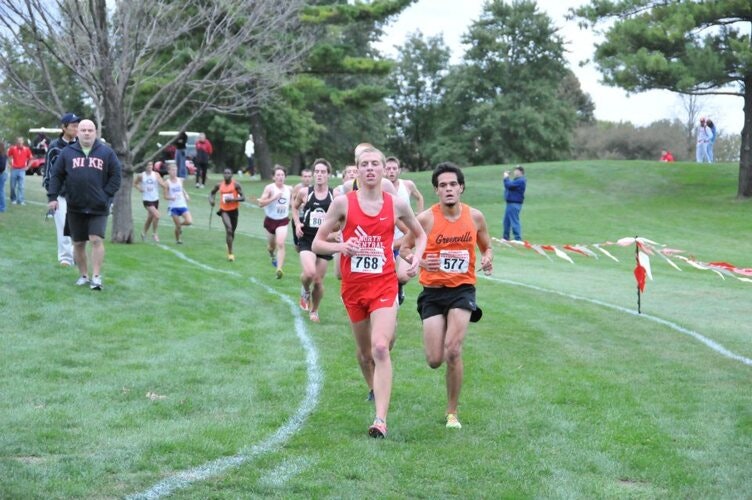 mens-cross-country-takes-9th-at-brissmanlundeen-invitational