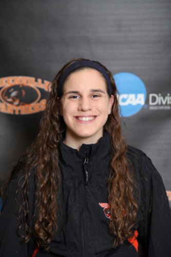 women-s-track-and-field-earns-fifth-at-illinois-college