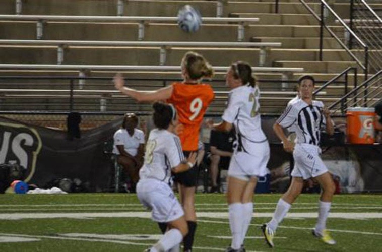 lady-panther-soccer-improves-record-by-beating-benedictinespringfield